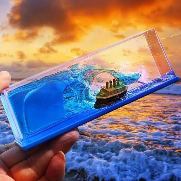 Batmayan Gemi Hediyelik Dekoratif Ev ve Ofis Hediyesi Özel Aşk Gemisi  - Image 1