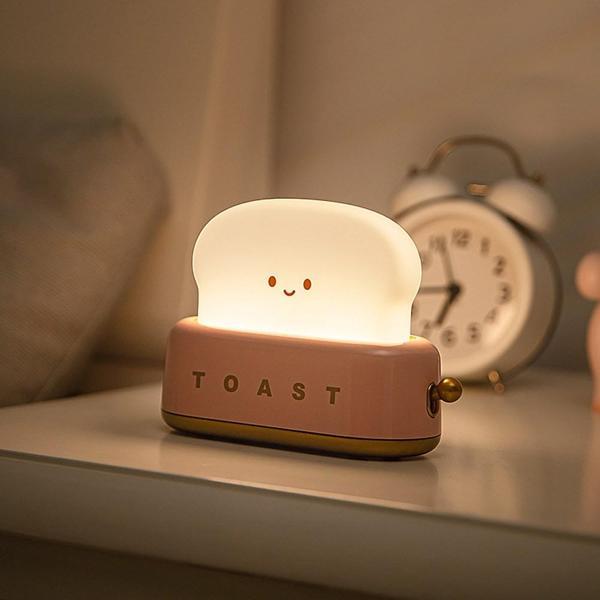 Pembe Tost Gece Lambası – Şarjlı & Pilli Sevimli LED Işık,Hediyelik Led Lamba - Image 1