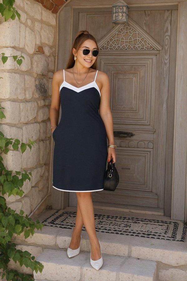 Kadın Ip Askılı Geniş V Yakalı çift Renkli Janjan Krep Mini Elbise - Image 1