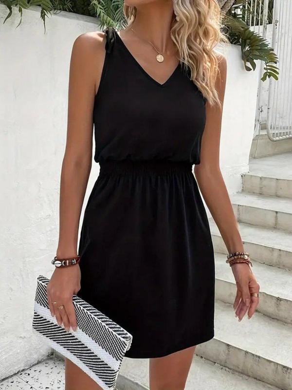 Kadın V Yakalı Belinde Gipe Detay Krep Elbise - Image 1