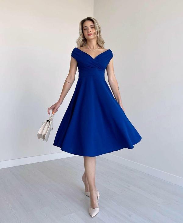 Kadın Kısa Kollu Kruvaze Yaka Eteği Volanlı Krep Elbise - Image 1