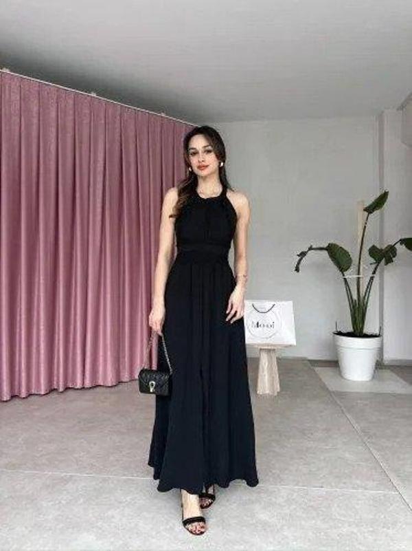 Kadın Krinkil Kumaş Beli Gipeli Halter Yaka Maxi Boy Elbise - Image 1