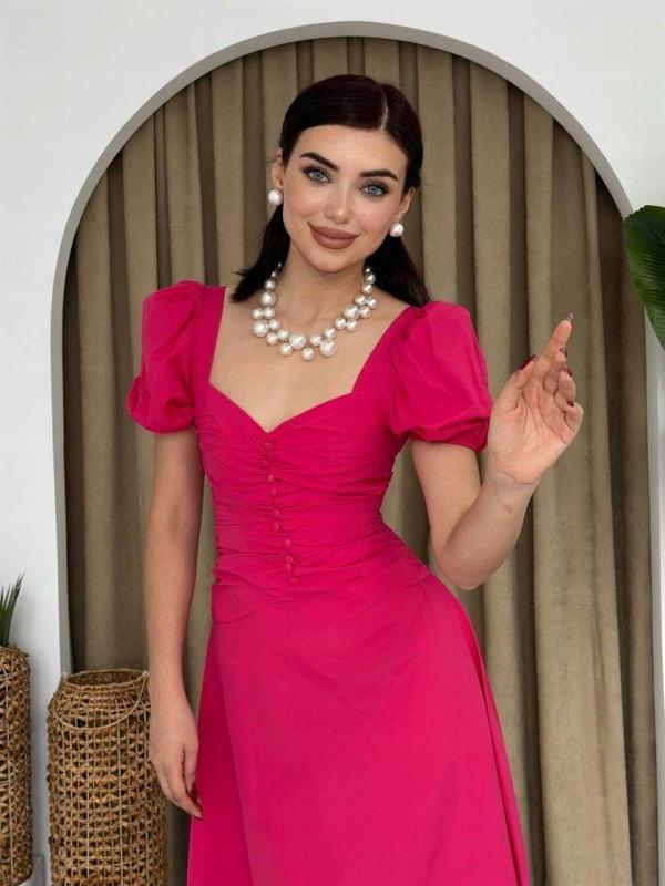 Kare Yaka Düğmeli Elbise - Image 1