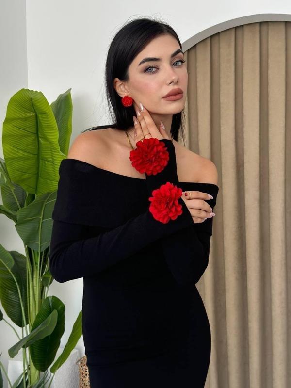 Livora Gül Detay Elbise - Image 1