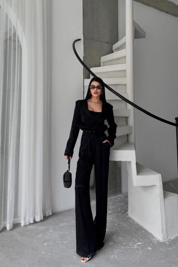 JAKARLI BLUZU TASARIM DETAYLI CEKET-PANTOLON-BLUZ 3 LÜ TAKIM - Siyah - Image 1