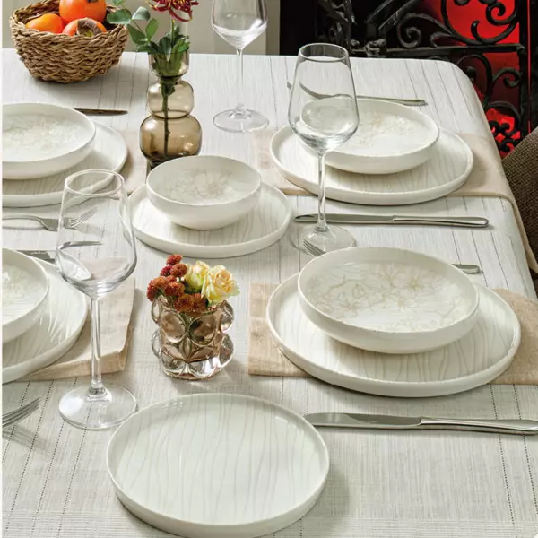 Pierre Cardin Mila Porselen 24 Parça Yemek Takımı - Image 1