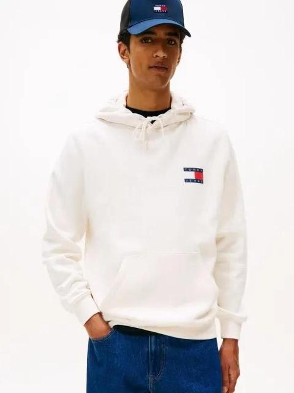 Tommy Jeans TJM Normal Kesim Klasik Bayrak Desenli Erkek Kazak DM0DM20738YBH - Image 1
