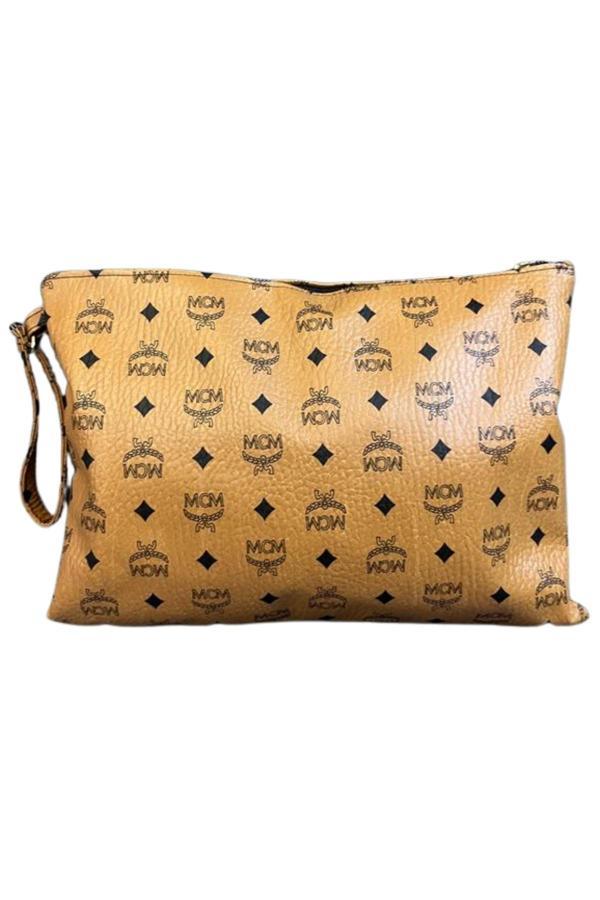 Uretti - Ege 7366 8889 Taba Renk Fermuar Kapamalı Logo Desenli Portföy Çanta - 35cm x 25cm - Image 1