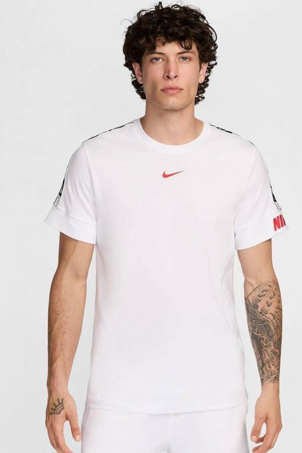Nike Tape Logo Men's T-shirt Erkek Şerit Logolu Pamuklu Tişört Beyaz - Image 1