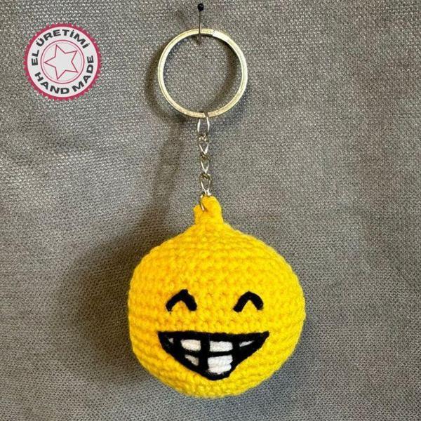 Uretti - Tuğba 9352 1524 El Yapımı Örgü Sırıtan Emoji Model Anahtarlık - Image 1