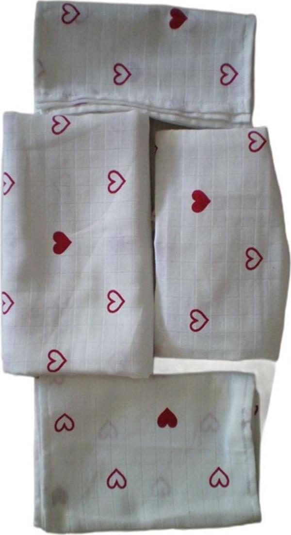 More Home Bebek Müslin Bez Battaniye Set 6 Parça Parça  Kalpli Beyaz Kırmızı - Image 1