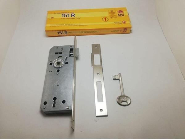Kale Extra İç Kapı Gömme Kilidi 40 Mm Kare Ayna 151R - Image 1