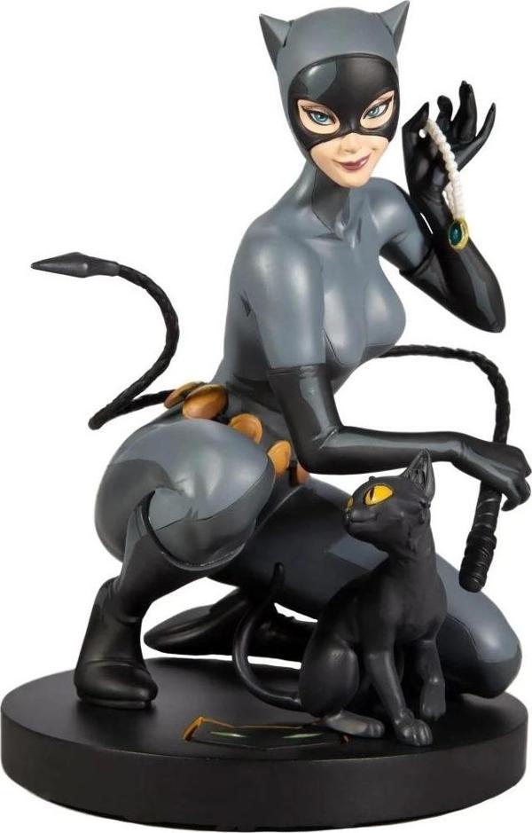 Mcfarlane Toys - DC Direct - DC Designer Serisi Kedi Kadın Reçine Heykeli - Image 1
