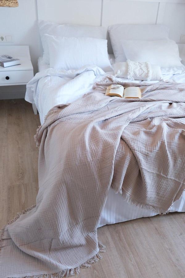 Lawon Athena Serisi Tek Kişilik 4 Katlı Müslin Battaniye Yatak Örtüsü * Toprak - Image 1