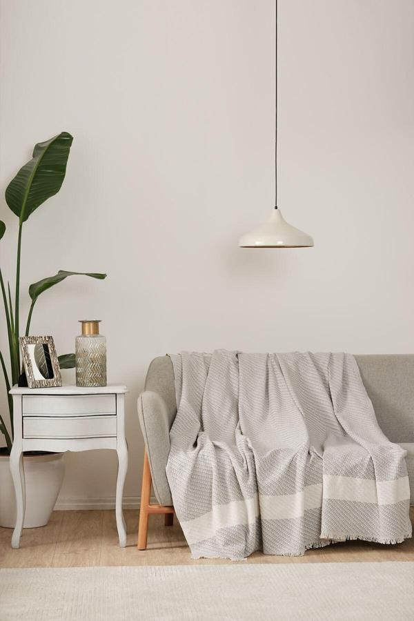 Karaca Home Wilma Gri Koltuk Örtüsü 170 x 210 Cm - Image 1