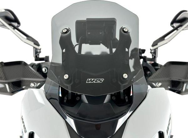 WRS Ön Cam – Koyu Dumanlı – BMW S 1000 XR / M 1000 XR 2020–2025 Uyumu - Image 1