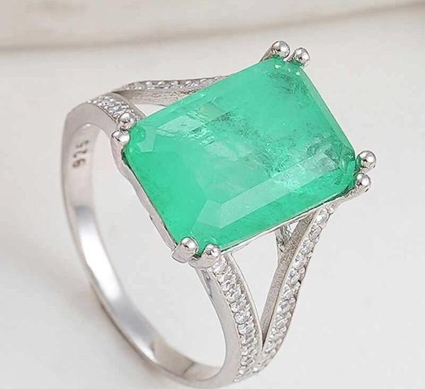 Supertrend Gümüş Yeşil Renk Paraiba Taşlı Kadın Yüzük - Image 1