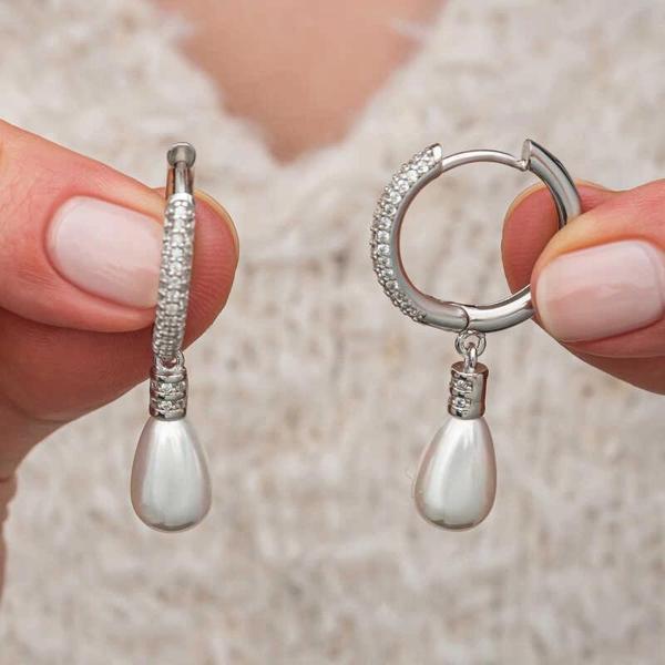 Supertrend Gümüş Zirkon Taşlı Sallantılı Damla İnci Küpe - Image 1