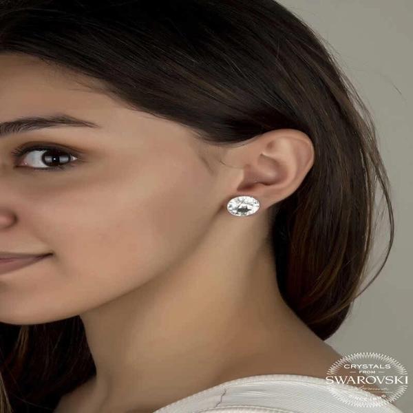 Supertrend Swarovski Crystal Taşlı Gümüş Çivili Kadın Küpe - Image 1