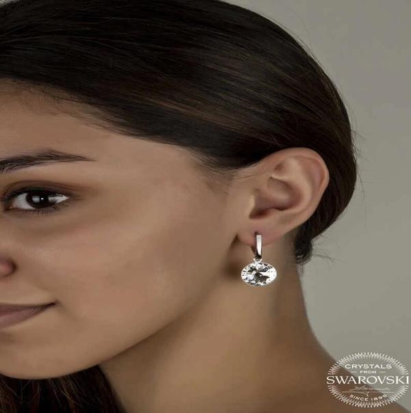 Supertrend Swarovski Crystal Taşlı Gümüş Beyaz Sallantılı Kadın Küpe - Image 1