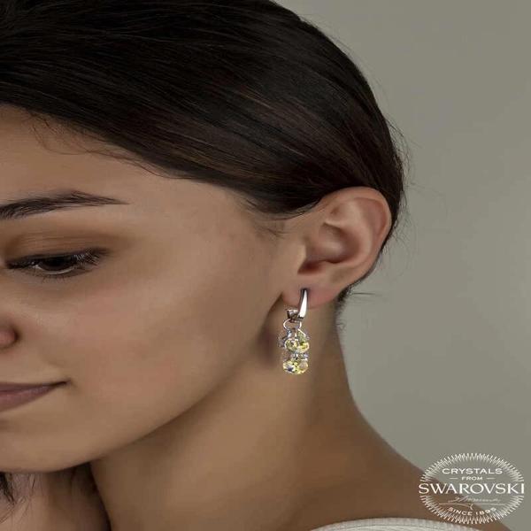 Supertrend Swarovski Crystal Taşlı Gümüş Salkım Sallantılı Çivili Kadın Küpe - Image 1