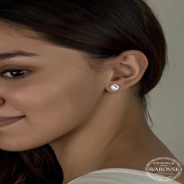 Supertrend Swarovski Crystal Taşlı Gümüş  Çivili Kadın Küpe - Image 1