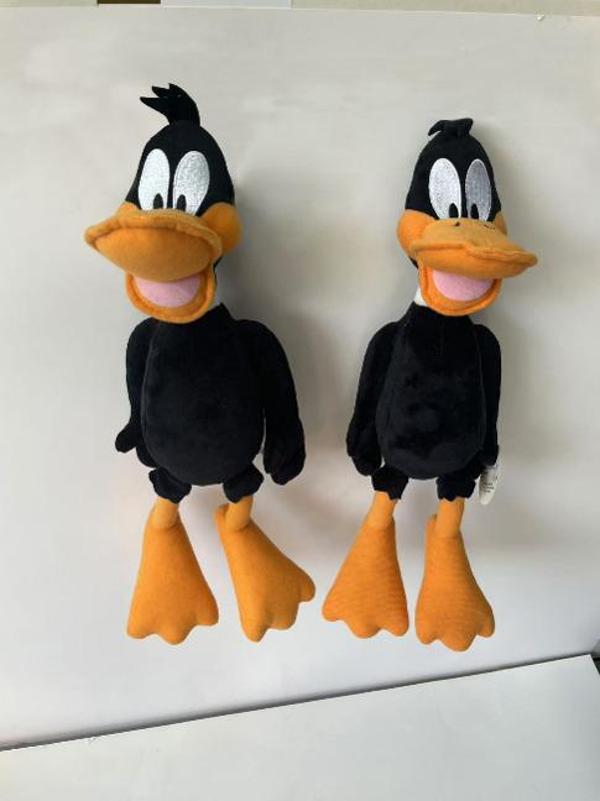 5781 SUN-ANB-PELUŞ DUFFY DUCK 25CM 5R LT - Image 1