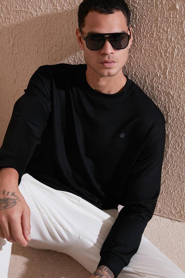 Buratti Regular Fit Bisiklet Yaka Uzun Kollu Erkek Sweat 5901066 SİYAH - Image 1