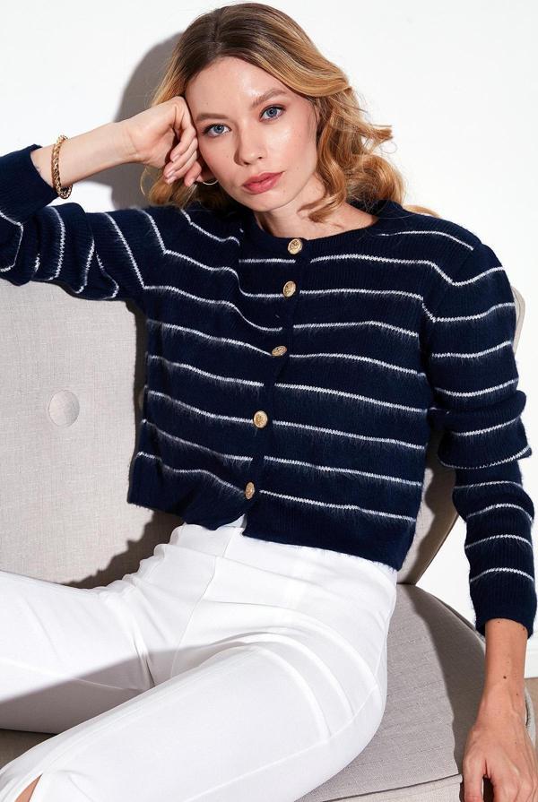 Lela Standart Fit Çizgili Yumuşak Dokulu Crop Triko Bayan Hırka 4615551 LACİVERT - Image 1