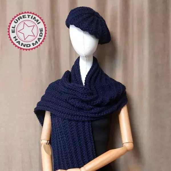 Uretti - Emine 9106 4086 El Örgüsü Bere Ve Kaşkol Takımı - Lacivert - Image 1