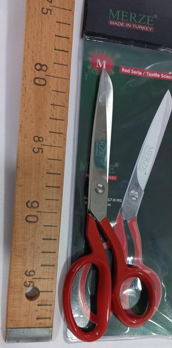 Merze Kırmızı Saplı Deri Regula Makası No:9 Kumas Terzi 23 cm - Image 1