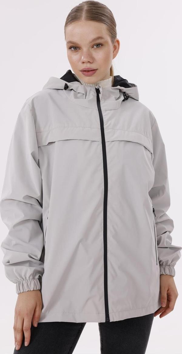 Kadın Kapüşonlu Nova Kumaş Hafif ve Dayanıklı Şık Mevsimlik Su ve Rüzgar Geçirmez Yağmurluk - Image 1