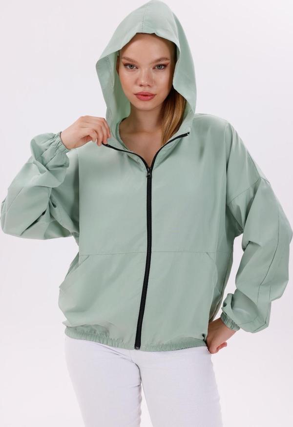 Kadın Kapüşonlu Su Ve Rüzgar Geçirmez Oversize Yağmurluk - Rüzgarlık - Image 1