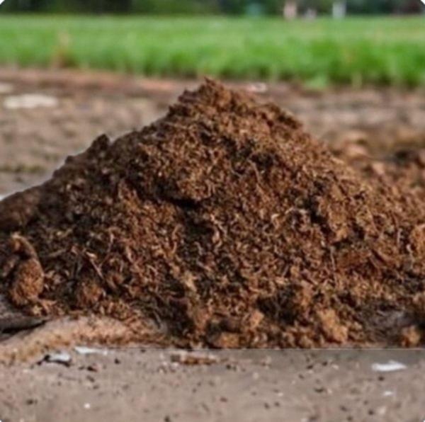 Demirsessound Büyükbaş Hayvan Gübresi ( Sığır Koyun Ve Keçi) Karışımı 1 kg Yanmış Elenmiş - Image 1