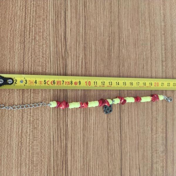 Kırmızı Mercan Taşı & Neon Heishi Boncuklu El Yapımı Bileklik - Image 1