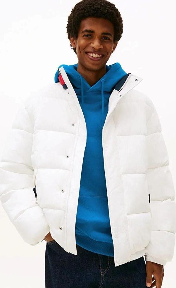 Tommy Jeans TJM DNA Yakalı Şişme Erkek Beyaz Ceket DM0DM22041YBL - Image 1
