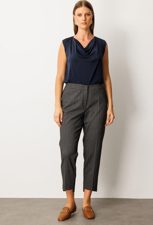 Ekol Kadın Büyük Beden Kendinden Desenli Likralı Pantolon 1069 Siyah - Image 1