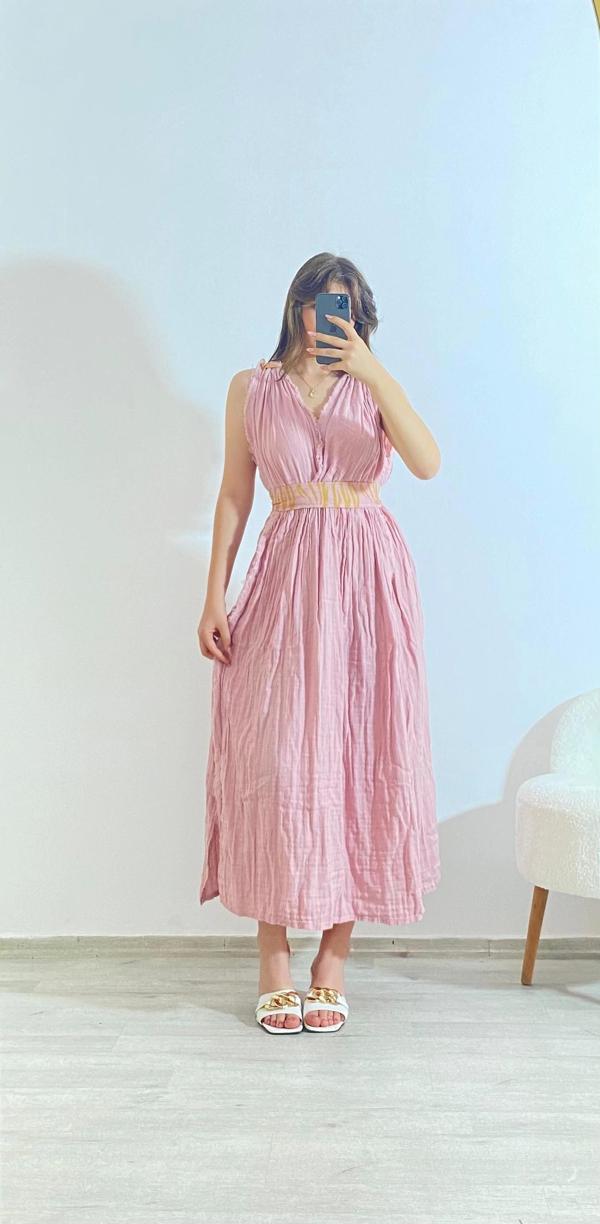 Keten Görünümlü Bel Detaylı Yırtmaçlı Yazlık Elbise Pembe - Image 1