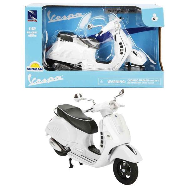 57243 SUN- Vespa  GTS 300 Super Beyaz Motor 1:12 - Image 1