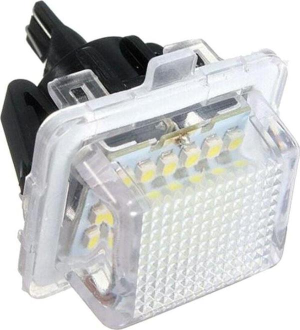 Mercedes C Class 08-12 W204 4 Kapı Sedan Uyumlu Oem Plaka Ledi - Image 1