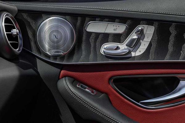 Mercedes W205 2019+ Uyumlu Hoparlör Aydınlatma Ambiyans 64 Renk - Image 1