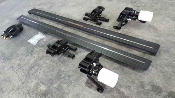 Land Rover Discovery 4 2010-2017 Elektrikli Yan Basamak - Image 1