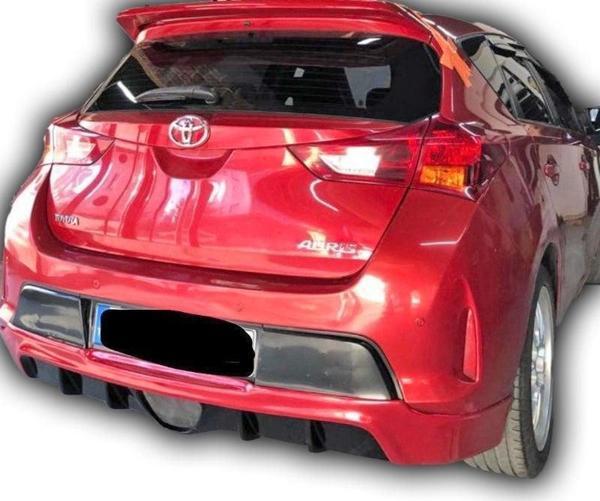 Toyota Auris 2015 Sonrası Difüzör Boyasız - Image 1
