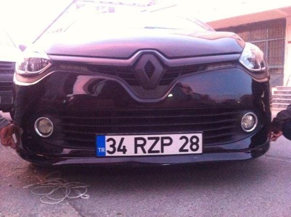 Renault Clio 4 Ön Tampon Karlığı Boyasız - Image 1