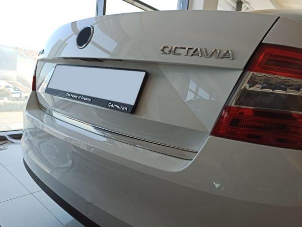 Skoda Octavıa 2015-2019 Uyumlu Bagaj Çıtası Krom - Image 1
