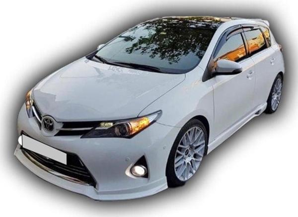 Toyota Auris 2015 Sonrası Izgaralı Marşpiyel Boyasız - Image 1