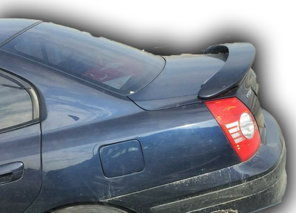 Hyundai Elantra Eski Ayaklı Spoiler Boyalı - Image 1