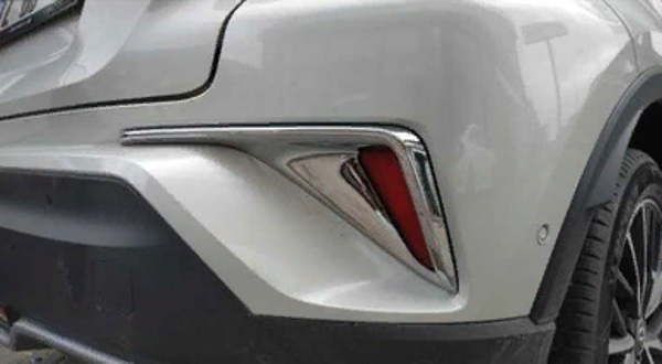 Toyota C-HR 2016-2019 Arka Sis Kaplaması Nikelaj - Image 1