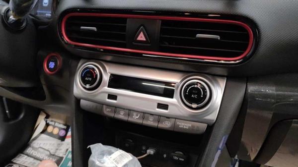 Hyundai Kona Klima Düğme Kaplama - Silver - Image 1