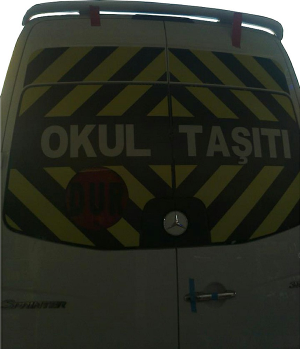 Mercedes Sprinter Uyumlu Küçük Ayaklı Spoiler Boyalı - Image 1